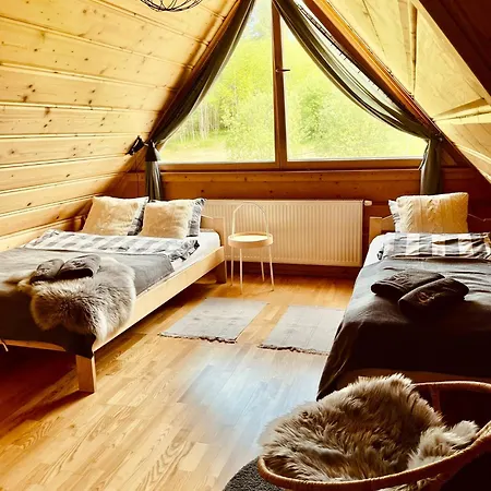 Znak Gor ゲストハウス チョルシュティン